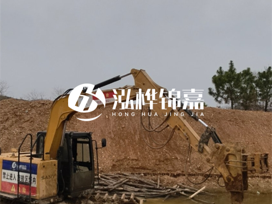 4 米防汛木樁多少根可以送貨上門？3 米松木樁 11-13 公分價(jià)格是多少？